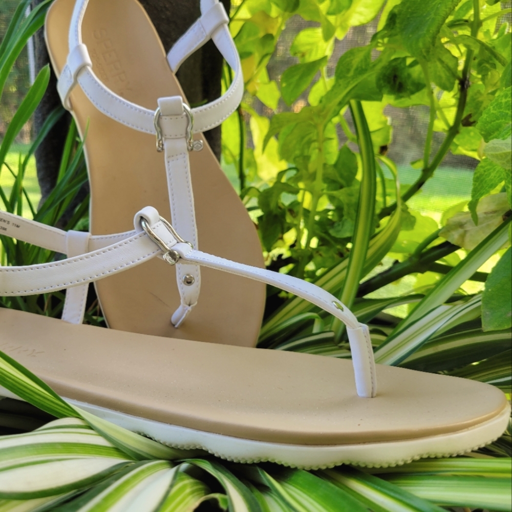 Sperry Topsider Sandals